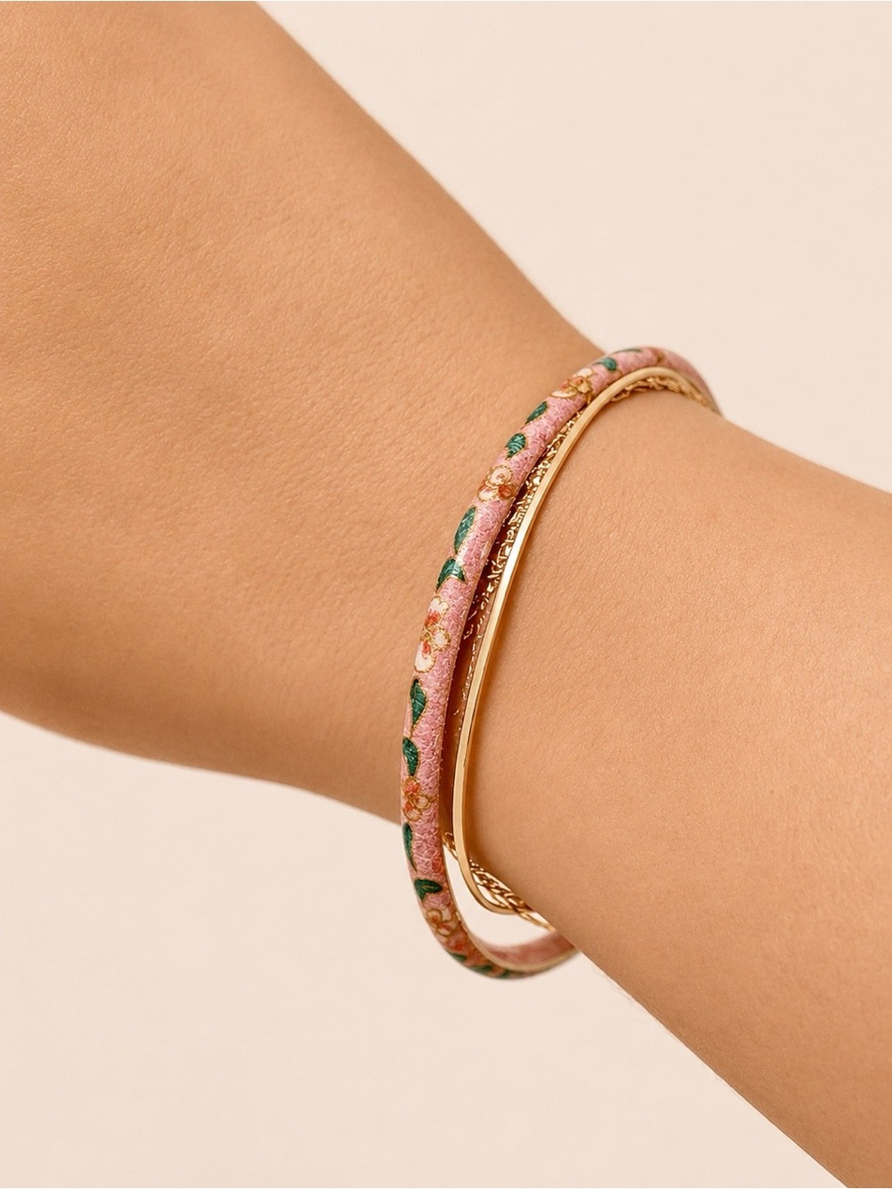 Delicate Pink Floral Gold-Accent Bangle Bracelet